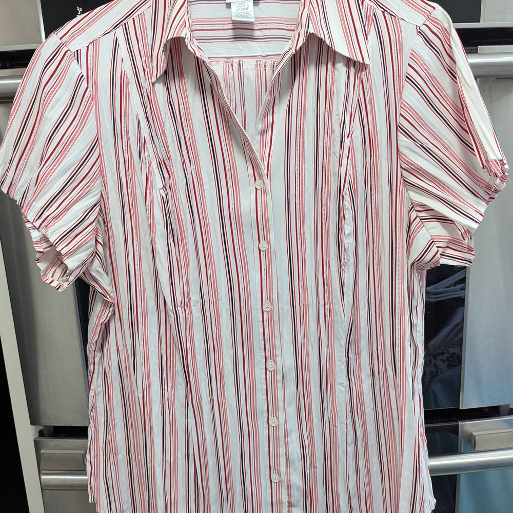 Woman's 2X East 5th Red and White Striped Button-Up Shirt